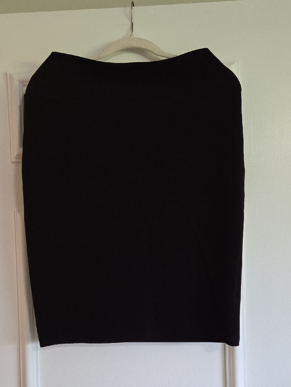LLR Black Pull-On Pencil Skirt Women's  L